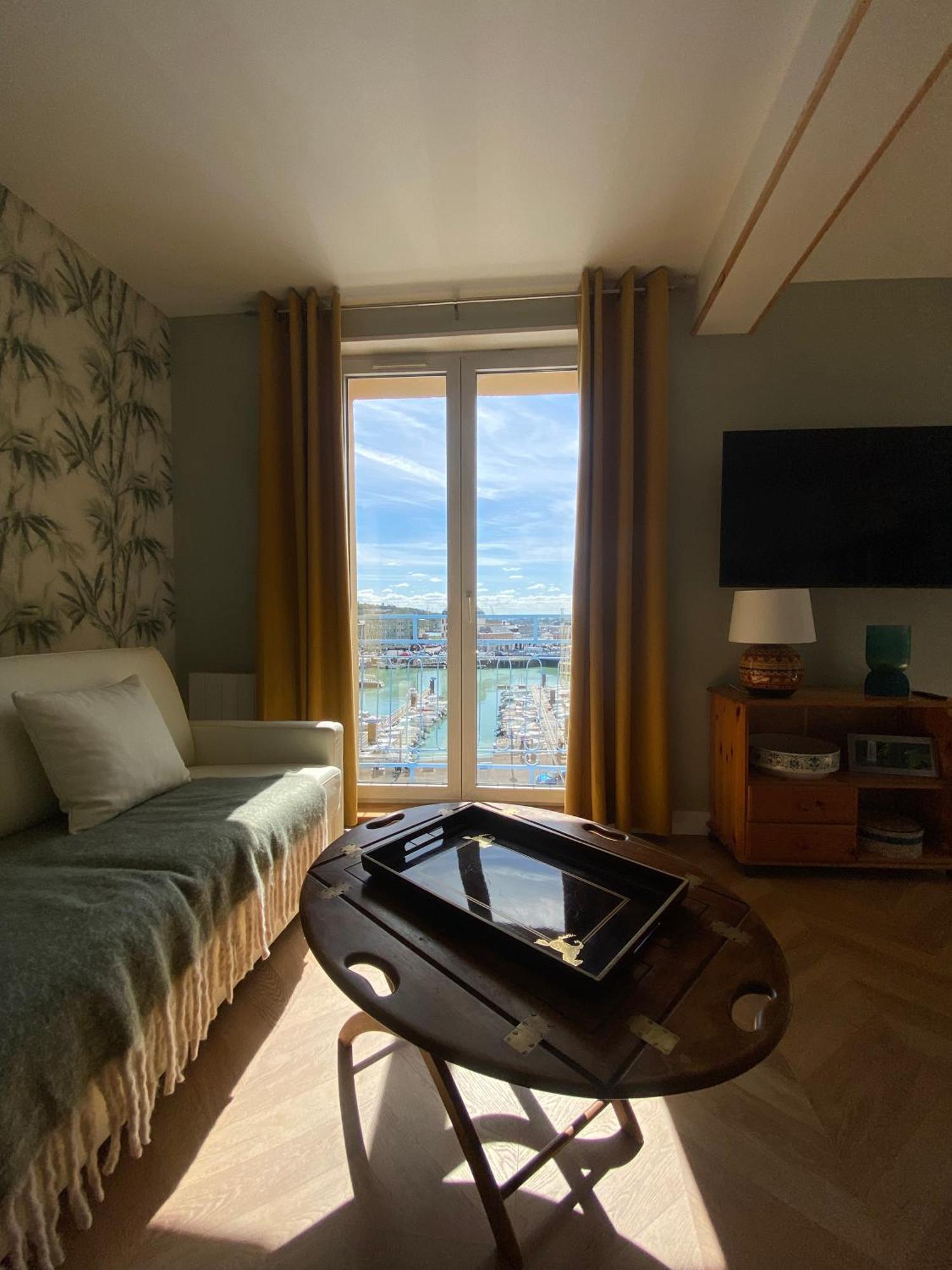 Etablissement 3 Etoiles Avec Ascenseur, 3 Appartements Lumineux Vue Port Avec Balcon, 200M De La Mer, Wifi Fibre, Tous Service Inclus Διέππη Εξωτερικό φωτογραφία
